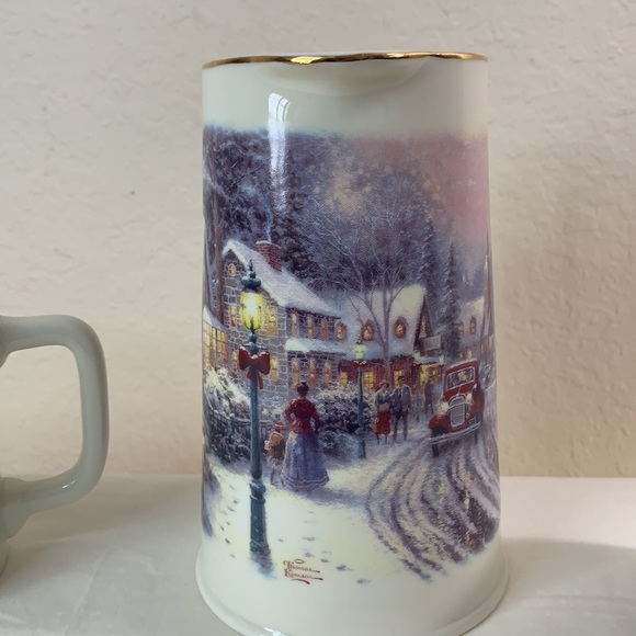 Thomas Kinkade Hallmark Pitcher and 2 coffee mugs Christmas Holiday - Picture 9 of 12